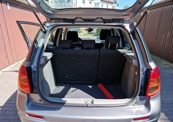 Suzuki SX4 cena 18000 przebieg: 203537, rok produkcji 2012 z Szczecin małe 67